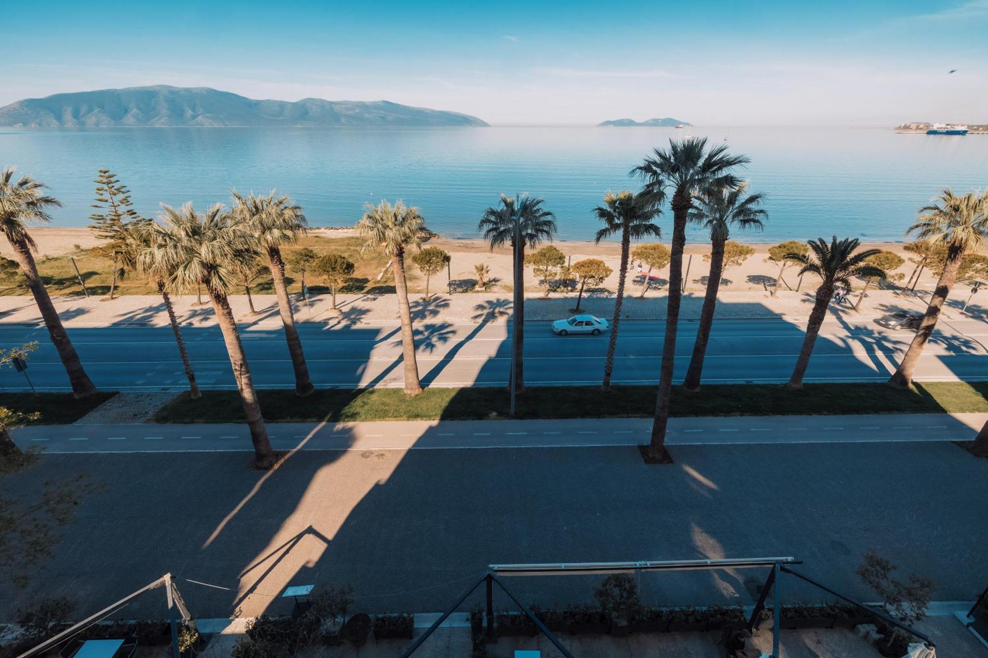 DUKA Hotel Vlorë Buitenkant foto